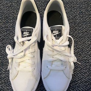 Brand new, never worn Canvas Nike female sneakers